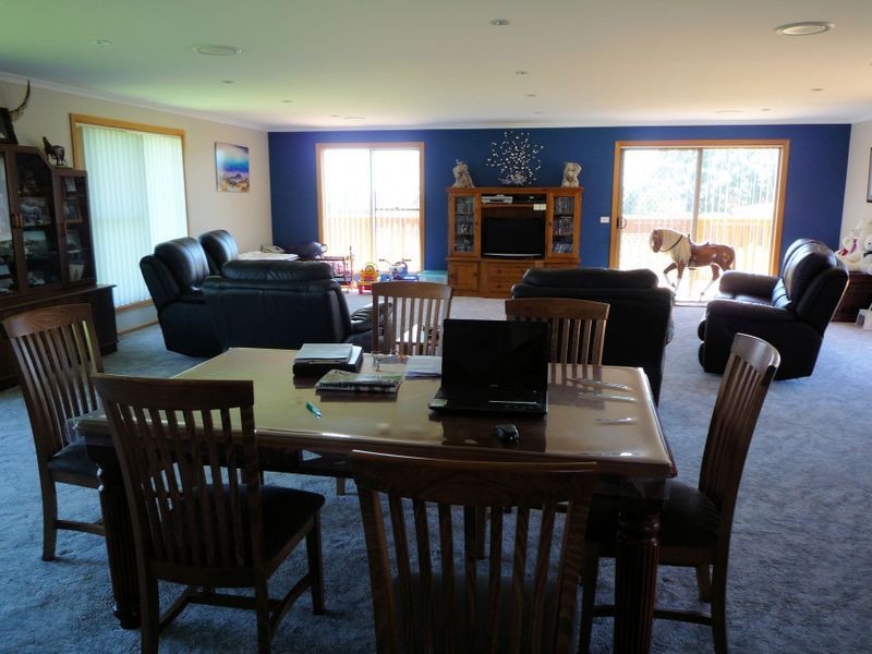 268 Murchison Highway, Somerset TAS 7322