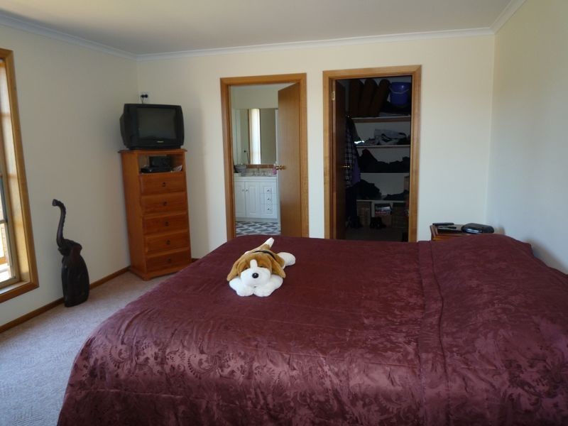 268 Murchison Highway, Somerset TAS 7322