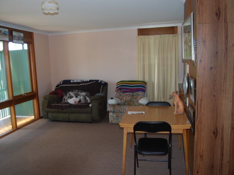 2/63a Pelissier Street, Somerset TAS 7322