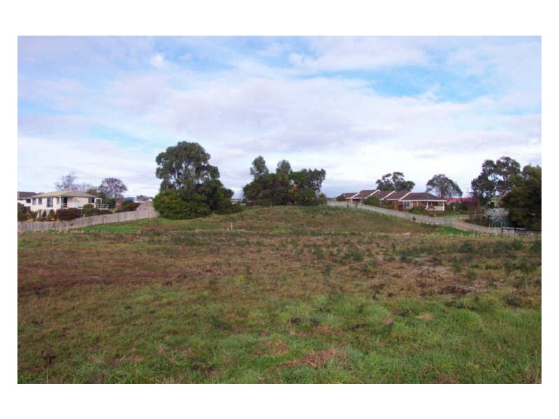 8A George Street, Wynyard TAS 7325