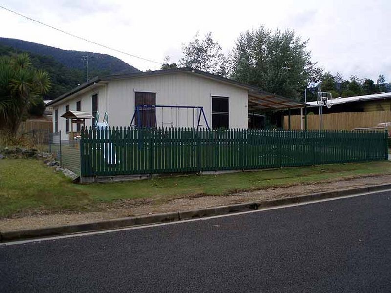 25 Beech Drive, Rosebery TAS 7470