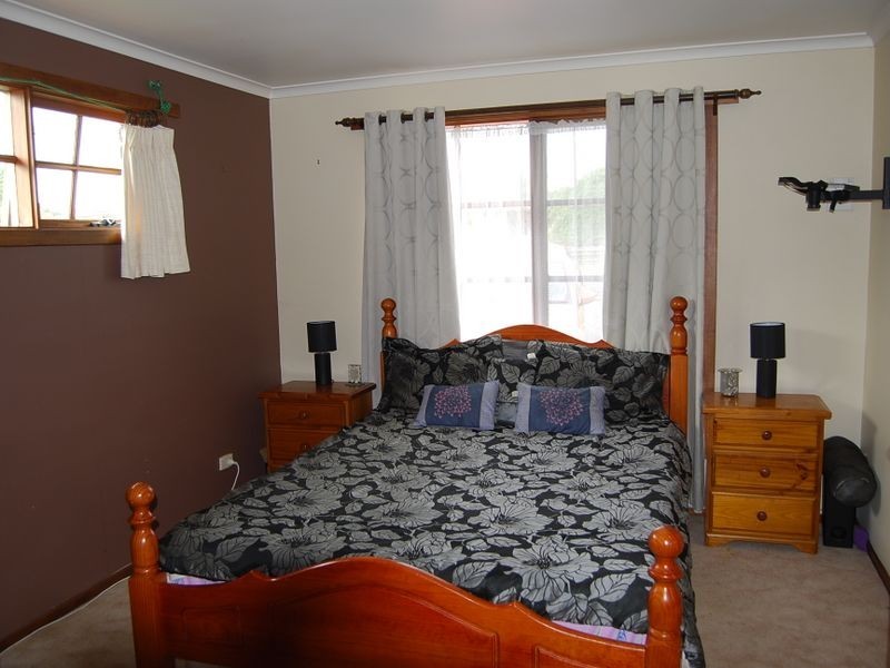 44 Belton Street, Wynyard TAS 7325