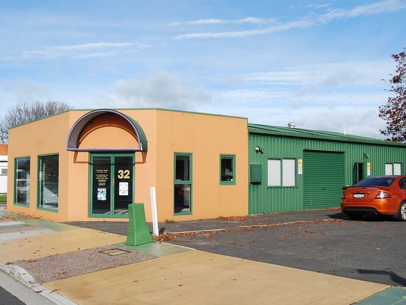 32 Saunders Street, Wynyard TAS 7325