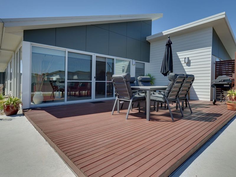 27 York Street, Wynyard TAS 7325