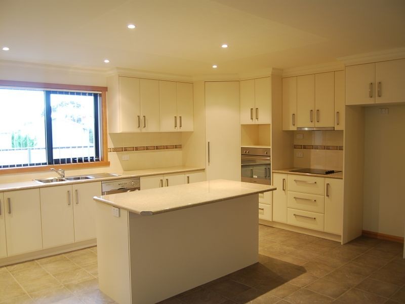 2/59 Inglis Street, Wynyard TAS 7325