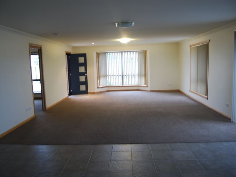 2/59 Inglis Street, Wynyard TAS 7325