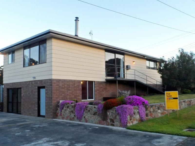 43 Irbys Circus, Sisters Beach TAS 7321