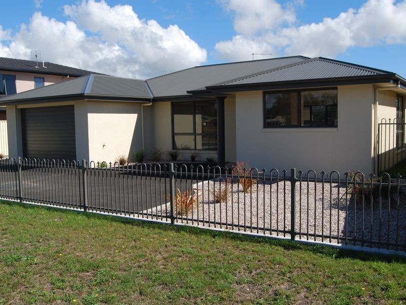 1/16 York Street, Wynyard TAS 7325