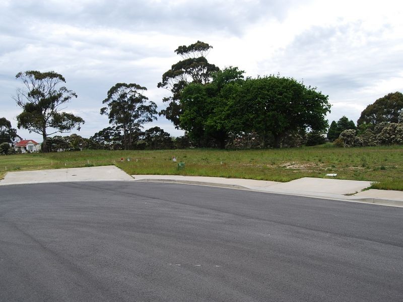 Moore Street, Wynyard TAS 7325