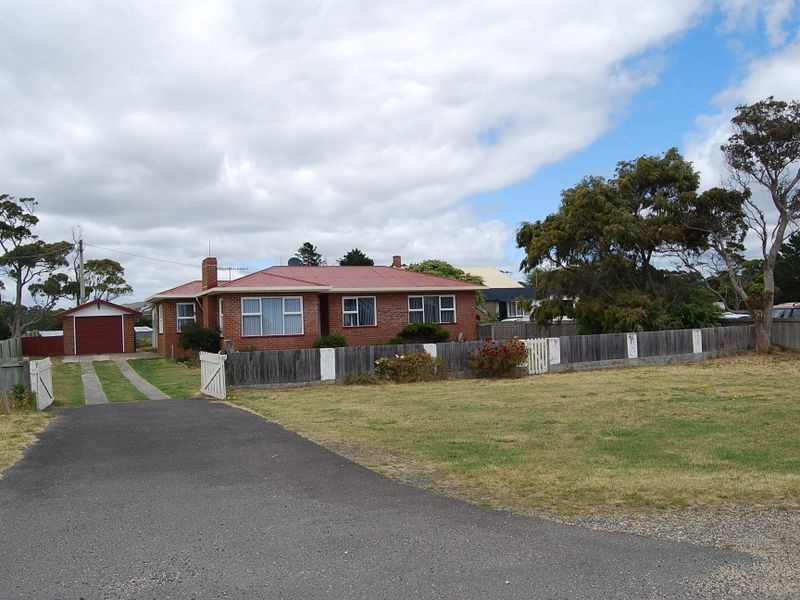 163 Old Bass Highway, Wynyard TAS 7325