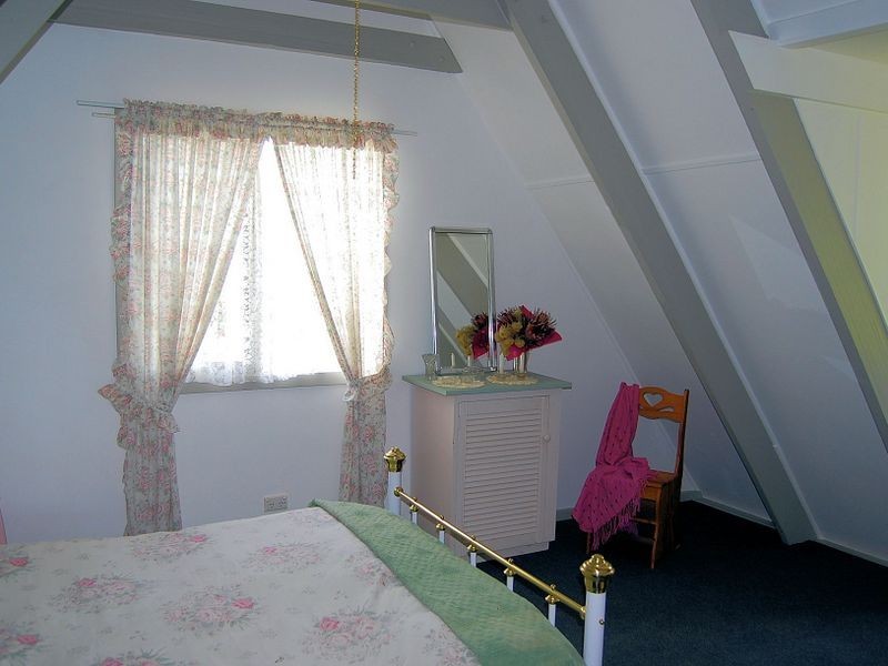 39 Irbys Circus, Sisters Beach TAS 7321