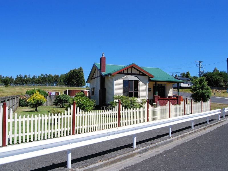 32 Main Street, Waratah TAS 7321