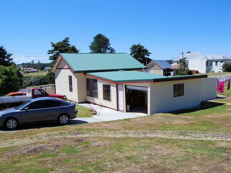32 Main Street, Waratah TAS 7321