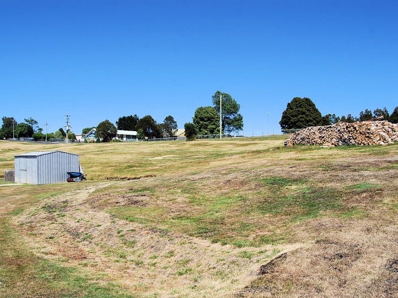 32 Main Street, Waratah TAS 7321