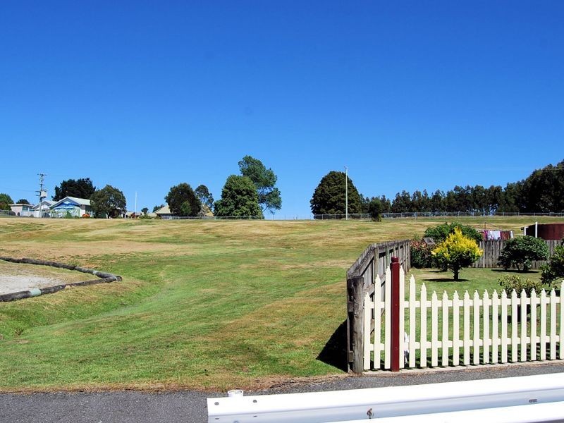 32 Main Street, Waratah TAS 7321