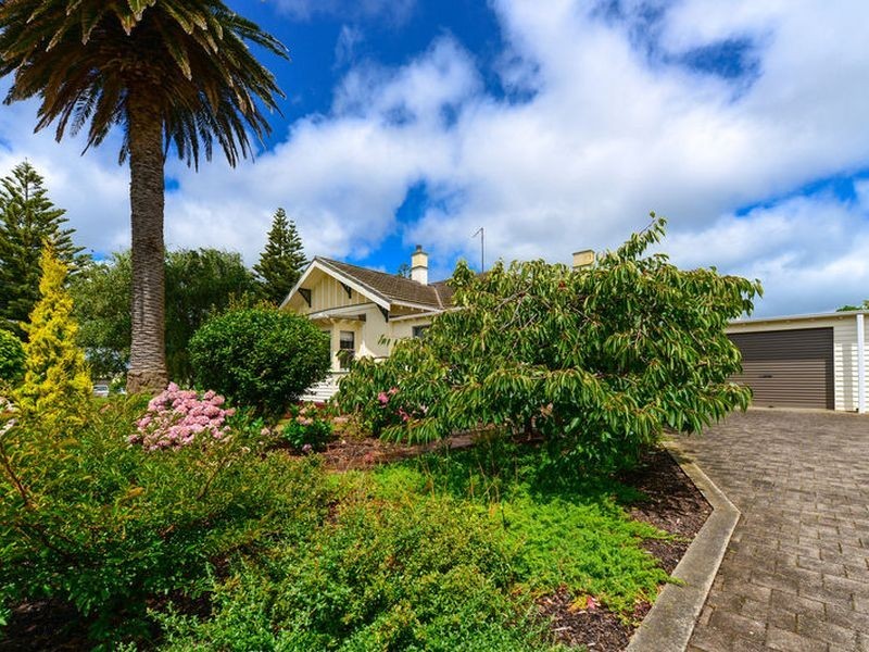 33 Main Road, Stanley TAS 7331