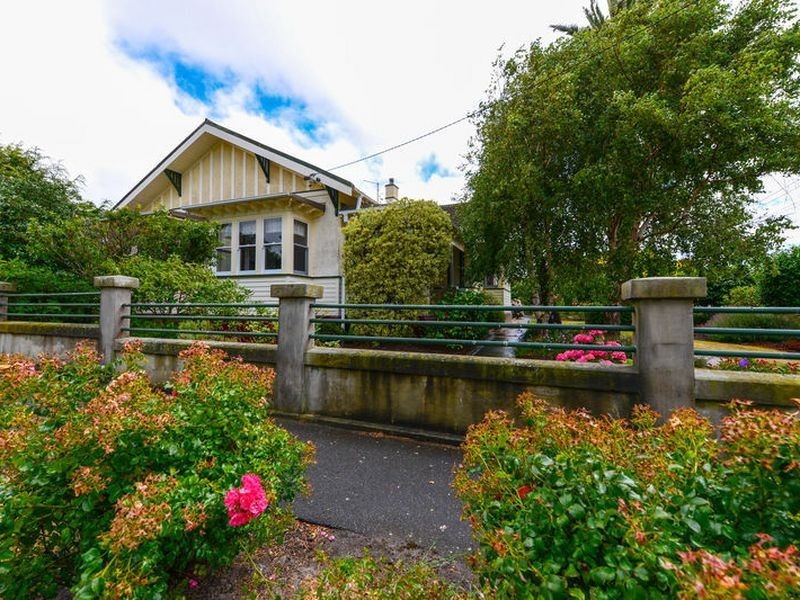 33 Main Road, Stanley TAS 7331
