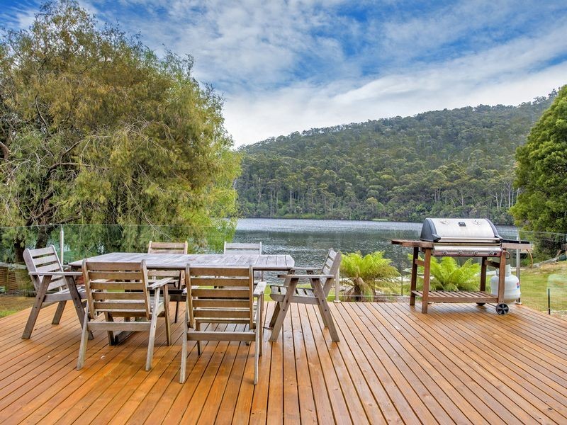 22 Tink Taylor Avenue, Sisters Beach TAS 7321