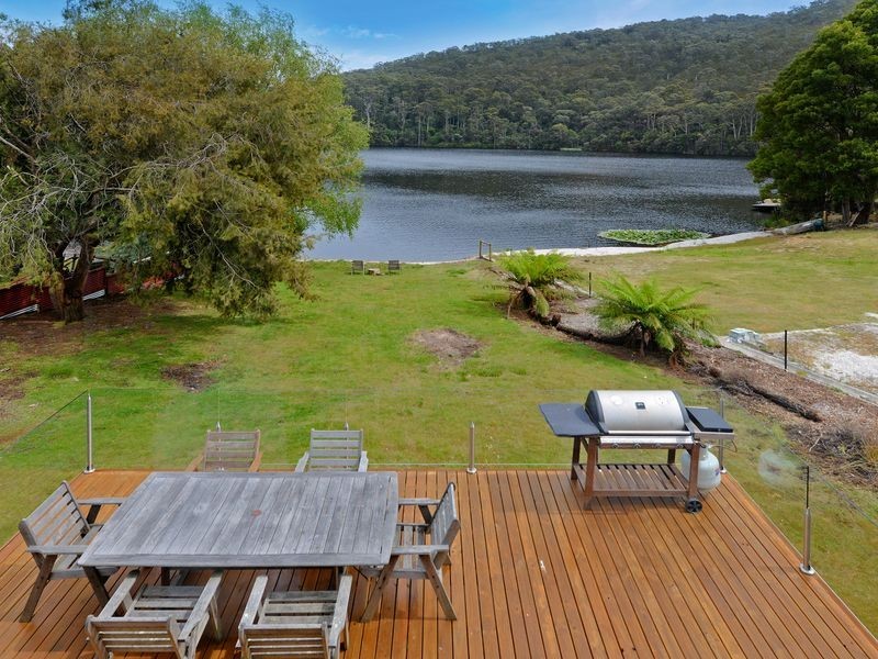 22 Tink Taylor Avenue, Sisters Beach TAS 7321