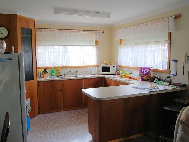 2/33 Saunders Street, Wynyard TAS 7325