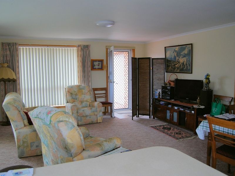 2/33 Saunders Street, Wynyard TAS 7325