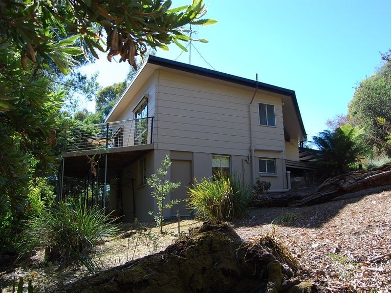 6 Elfrida Avenue, Sisters Beach TAS 7321