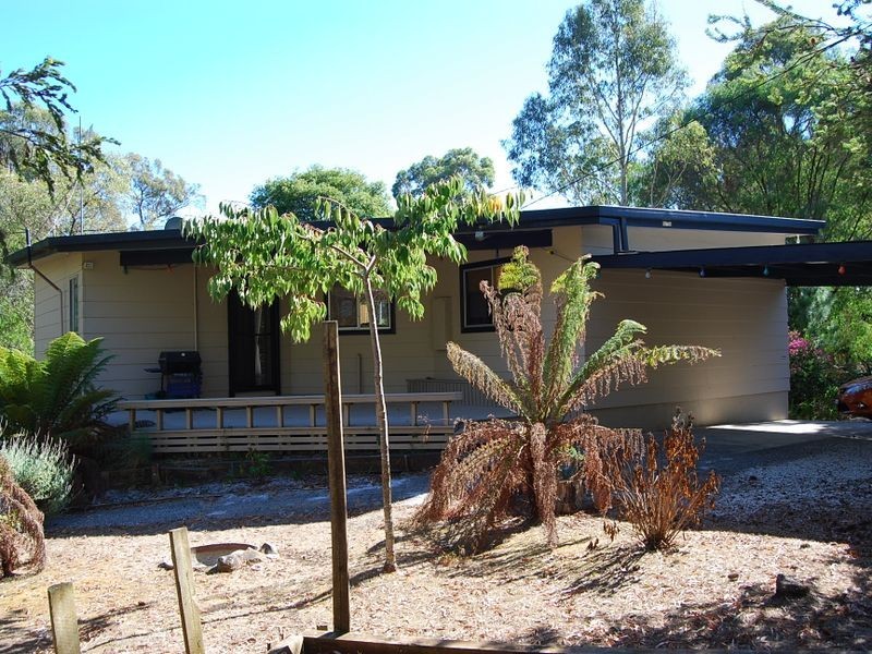 6 Elfrida Avenue, Sisters Beach TAS 7321