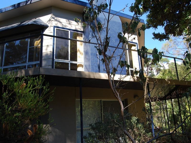 6 Elfrida Avenue, Sisters Beach TAS 7321