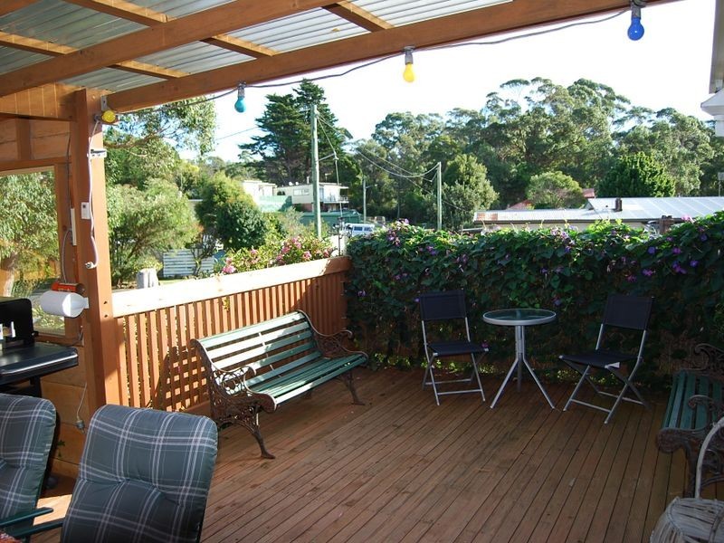 8 East Boulevard, Sisters Beach TAS 7321