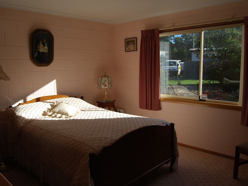 8 East Boulevard, Sisters Beach TAS 7321