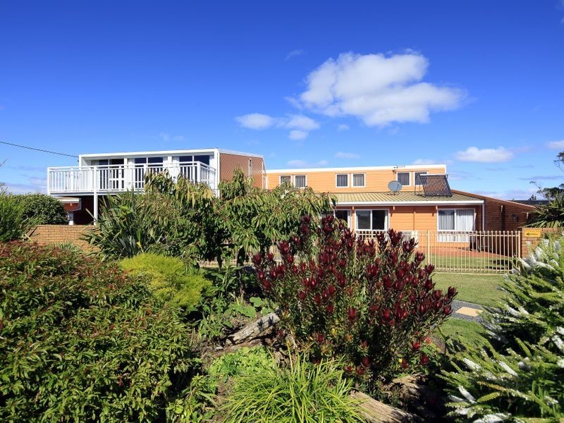 107 Old Bass Highway, Wynyard TAS 7325