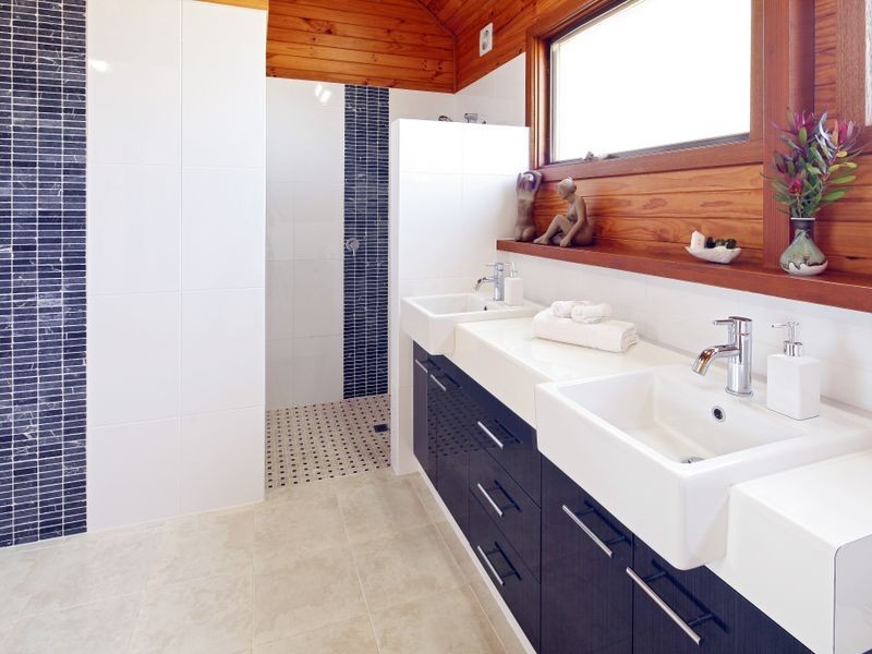 107 Old Bass Highway, Wynyard TAS 7325