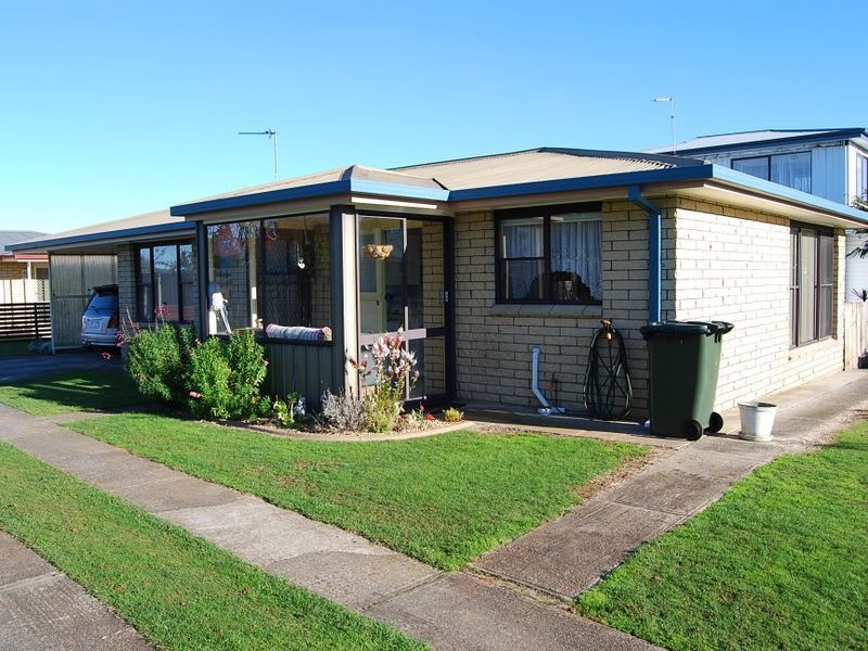 1/24 Park Street, Wynyard TAS 7325