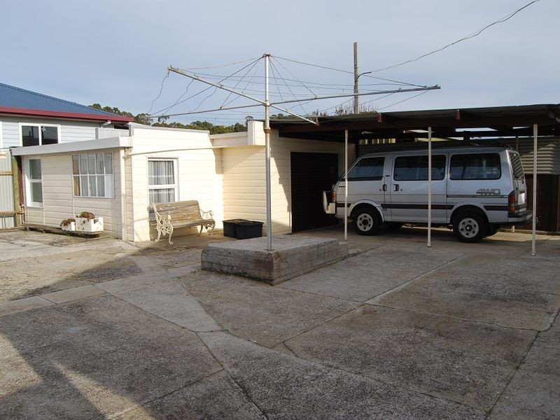 1 Lewis Street, Somerset TAS 7322
