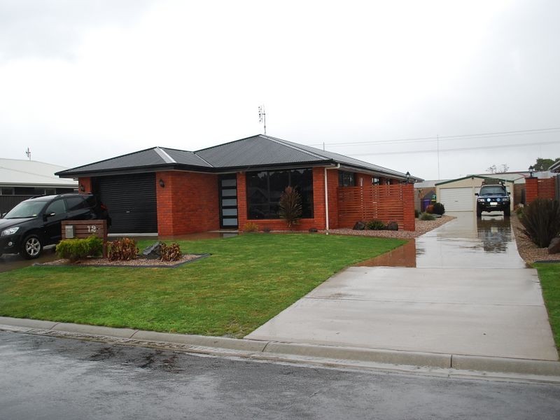 12 Katelyn Dr, Wynyard TAS 7325