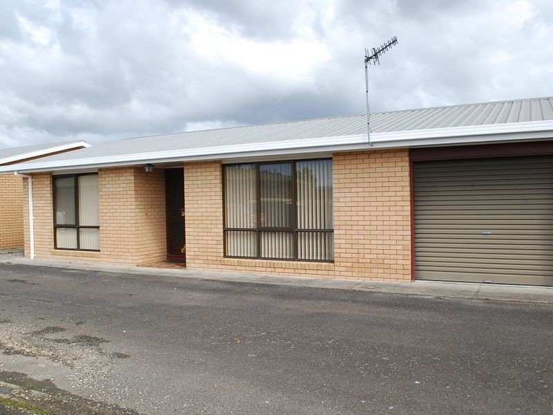 2/16B West Jenner, Wynyard TAS 7325