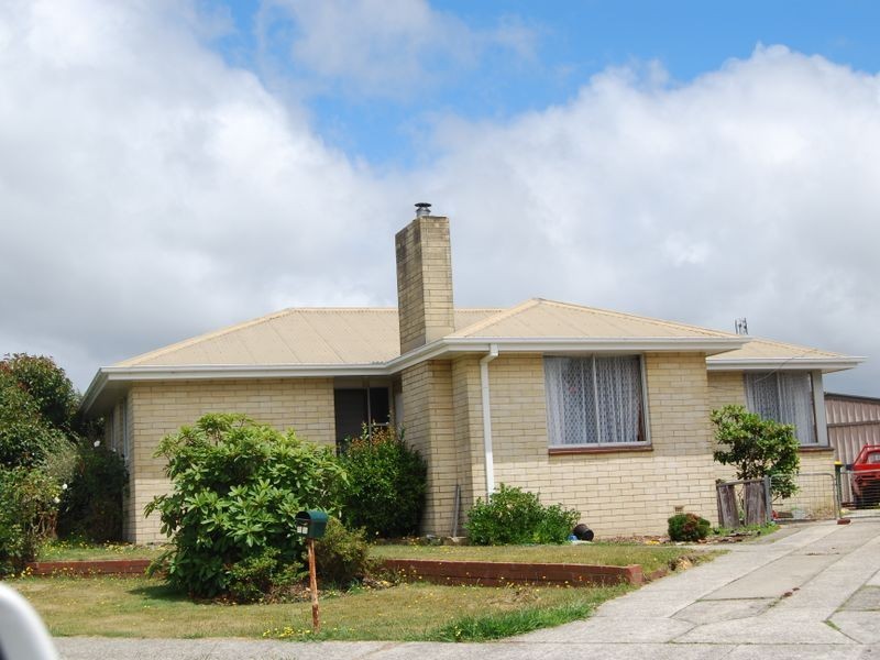 13 Martin Street, Wynyard TAS 7325