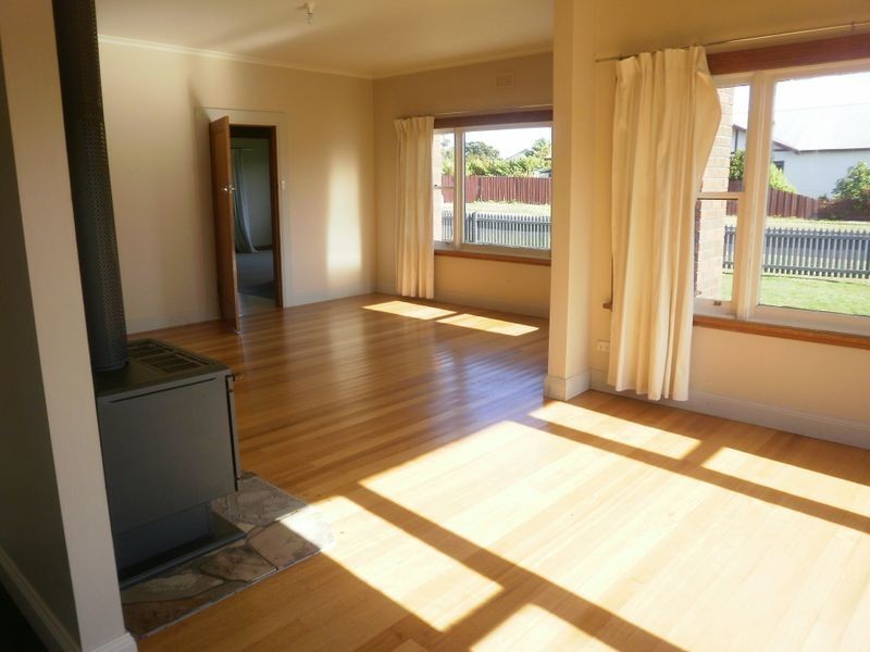 10 Jackson Street, Wynyard TAS 7325