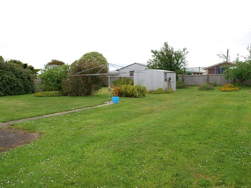 24 McArthur Street, Wynyard TAS 7325