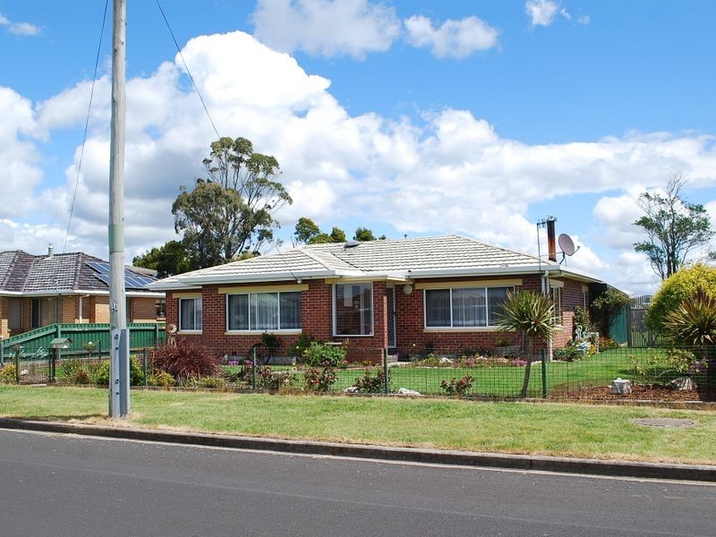 24 Austin Street, Wynyard TAS 7325