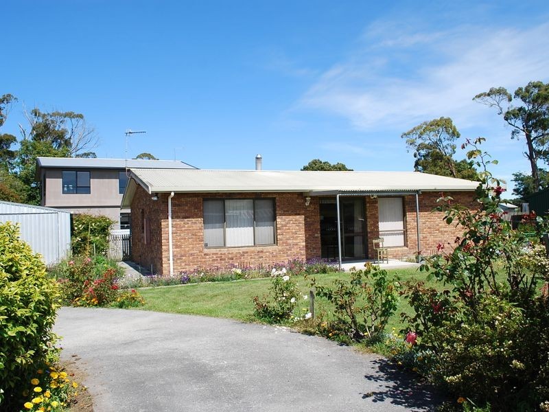 44 River Road, Wynyard TAS 7325