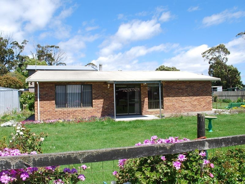 44 River Road, Wynyard TAS 7325