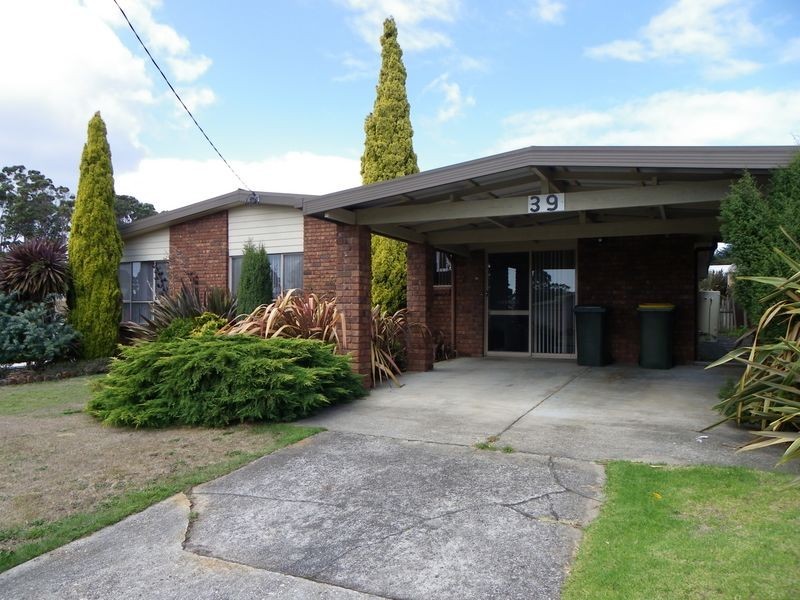 39 Belton Street, Wynyard TAS 7325