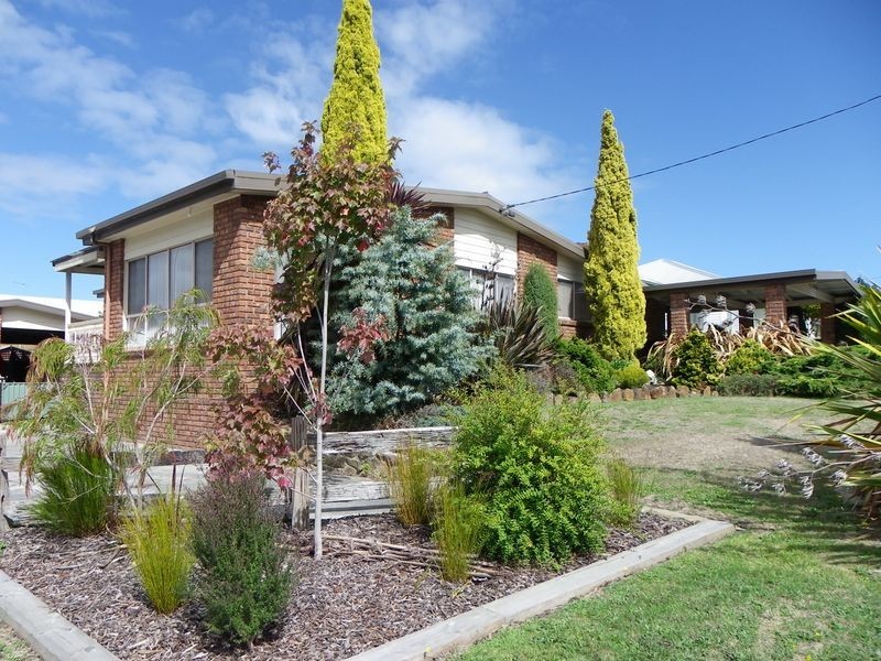 39 Belton Street, Wynyard TAS 7325