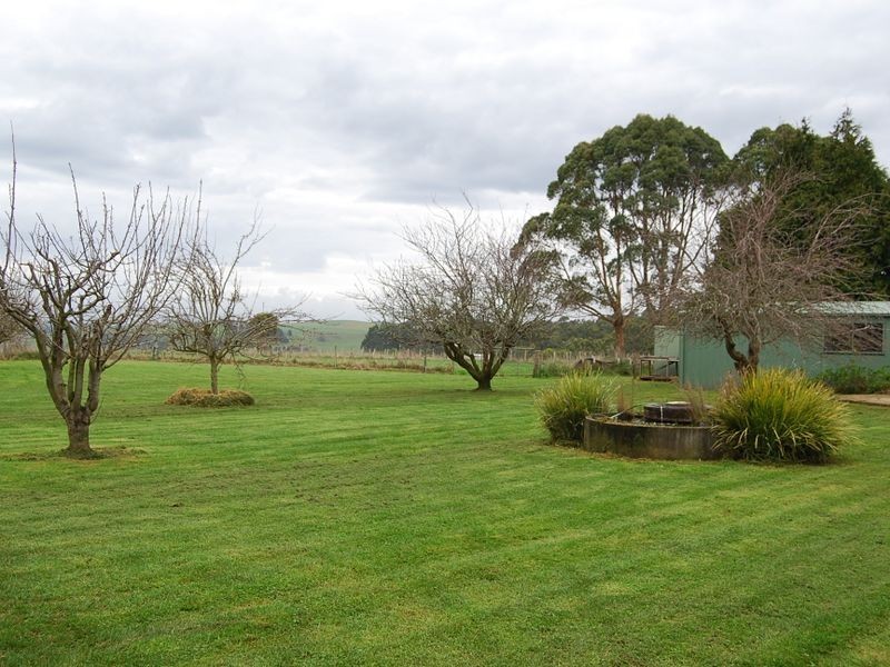 17463 Bass Highway, Boat Harbour TAS 7321