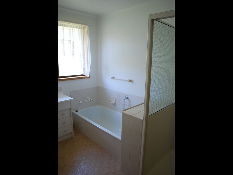 2/11 Morse Place, Wynyard TAS 7325