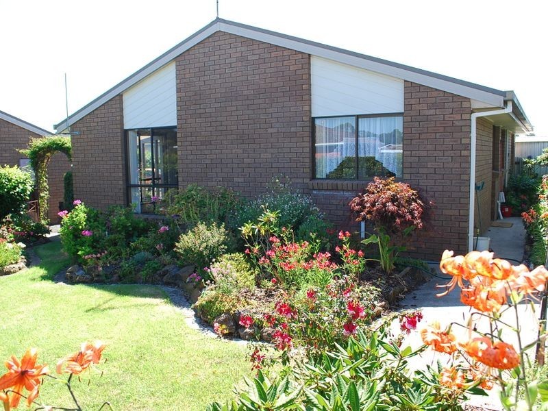 2/11 Morse Place, Wynyard TAS 7325