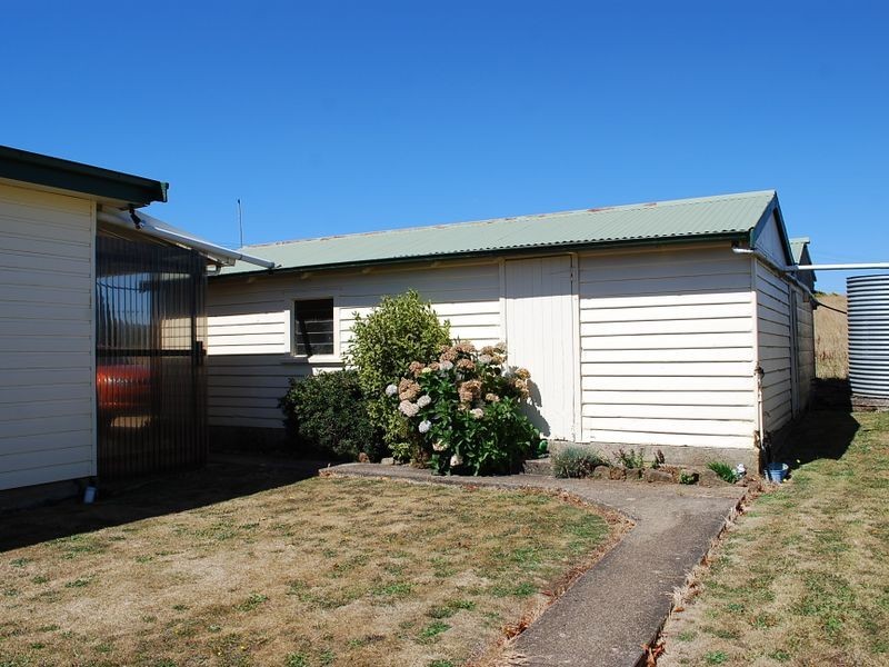 18803 Bass Highway, Rocky Cape TAS 7321