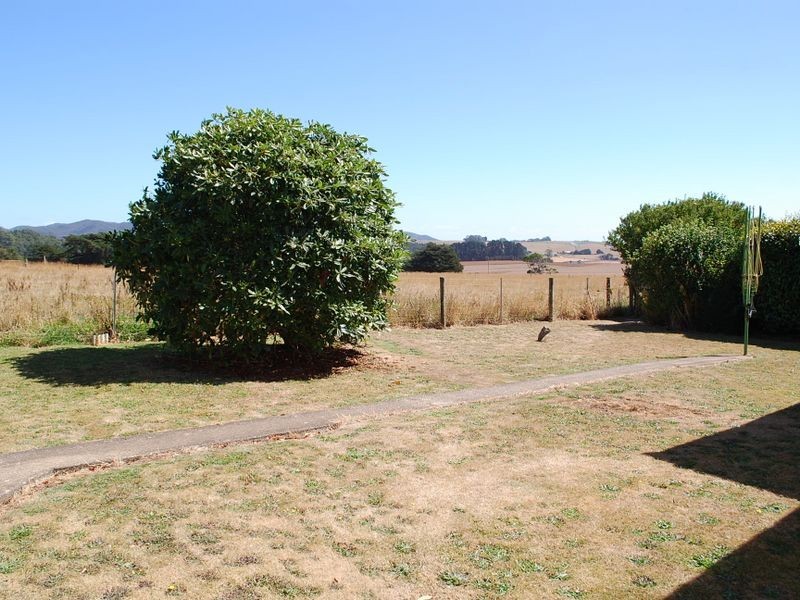18803 Bass Highway, Rocky Cape TAS 7321