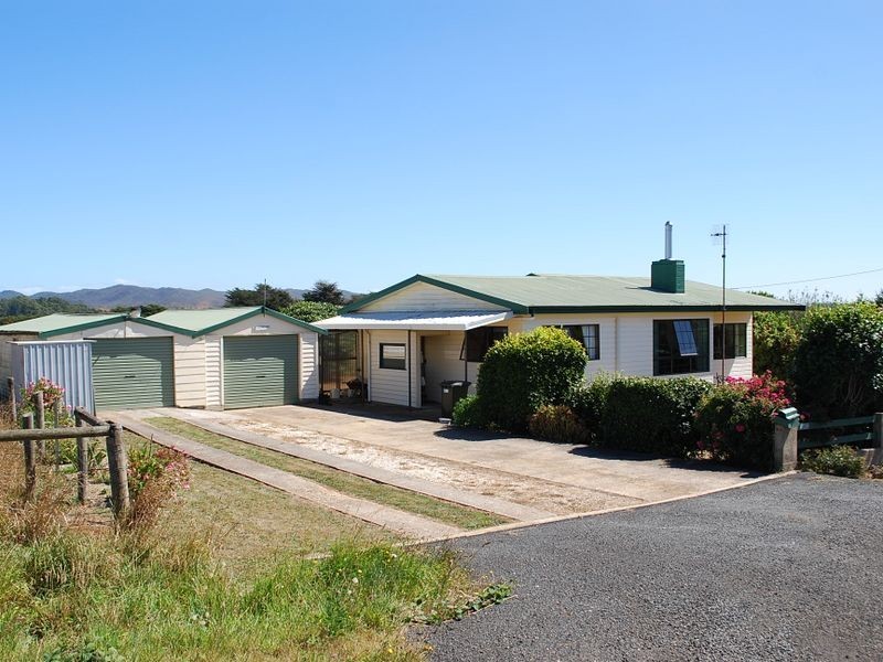 18803 Bass Highway, Rocky Cape TAS 7321